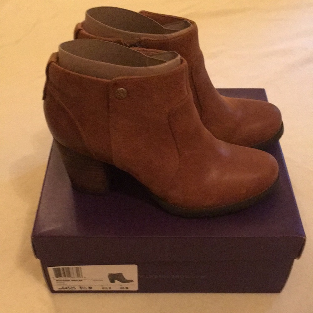 Clarks Indigo Mission Philby Leather Zip Boot